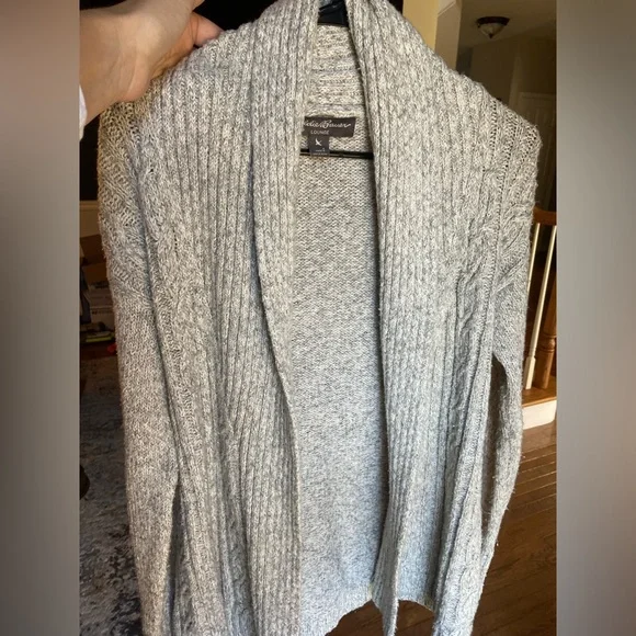 Eddie Bauer Gray Women's Sweater - Picture 1 of 3